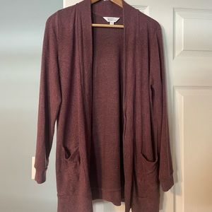 Women’s medium cardigan. Plum purple